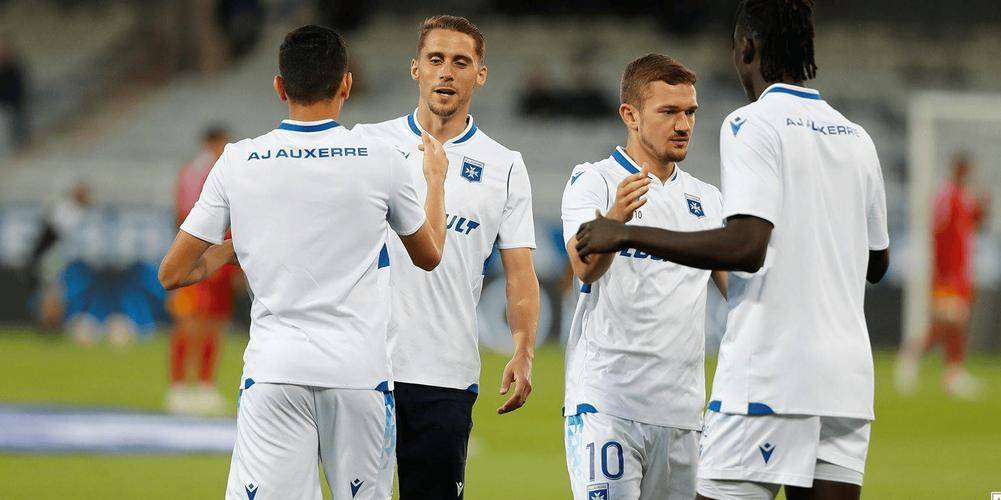 包含窗口期法甲焦点战;德国国家队完成再遭质疑;信心回归;更衣室氛围转暖的词条 包含窗口期法甲焦点战;德国国家队完成再遭质疑;信心回归;更衣室氛围转暖的词条